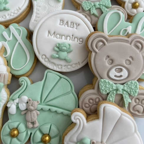 nat's baking brisbane baby shower custom cookies