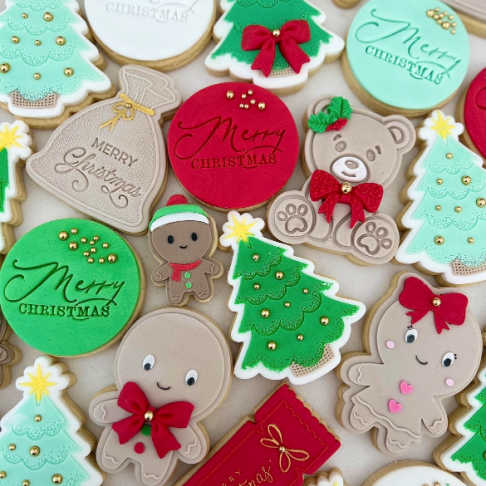 Nat's baking Brisbane custom made cookies
